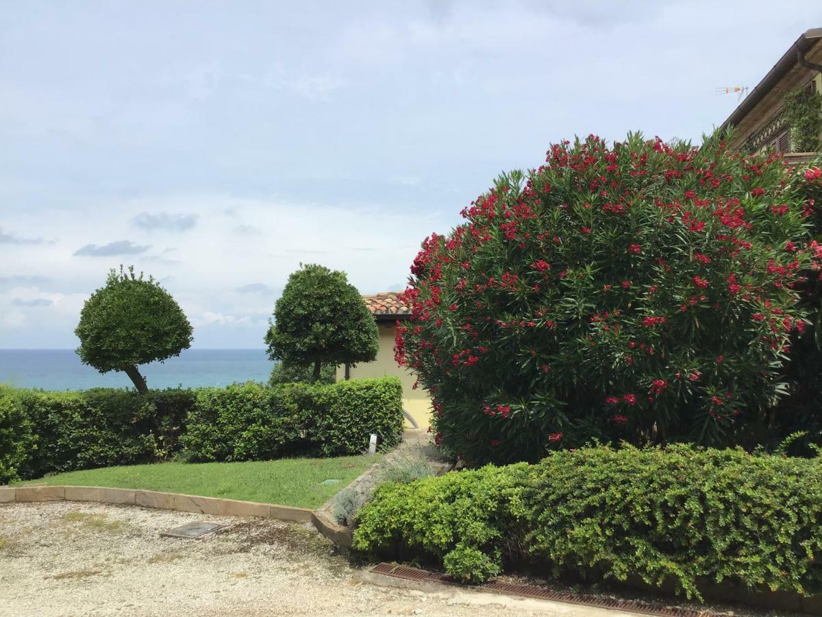Residence Baia Vallugola Castel di Mezzo Εξωτερικό φωτογραφία